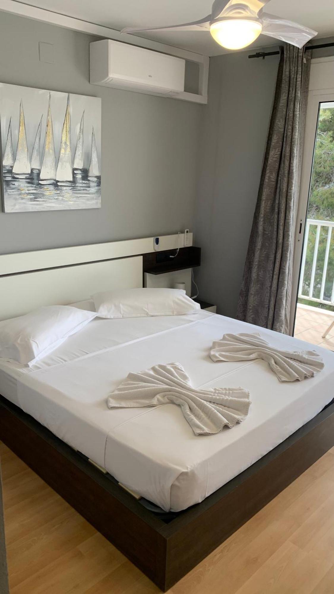 Apartamento Ginette Sunbeach Салоу Экстерьер фото
