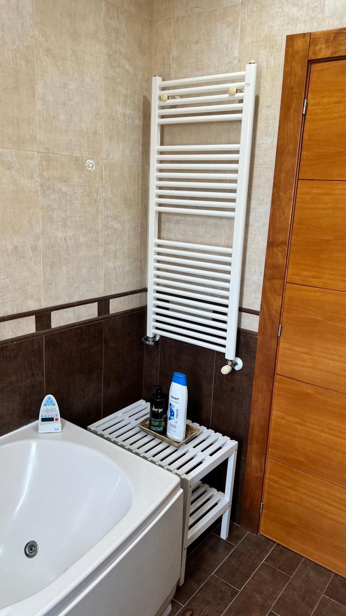 Apartamento Ginette Sunbeach Салоу Экстерьер фото